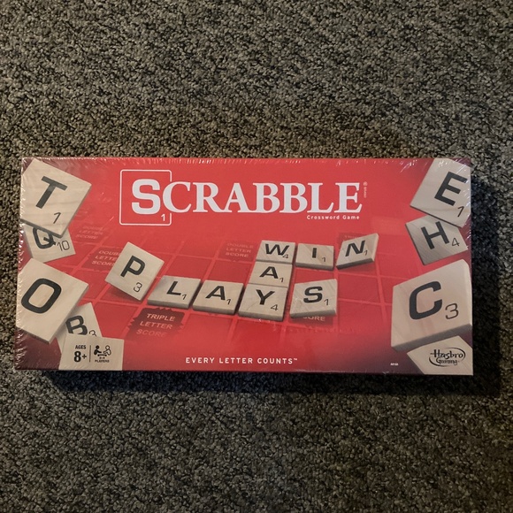 Scrabble Board Game - Picture 1 of 4